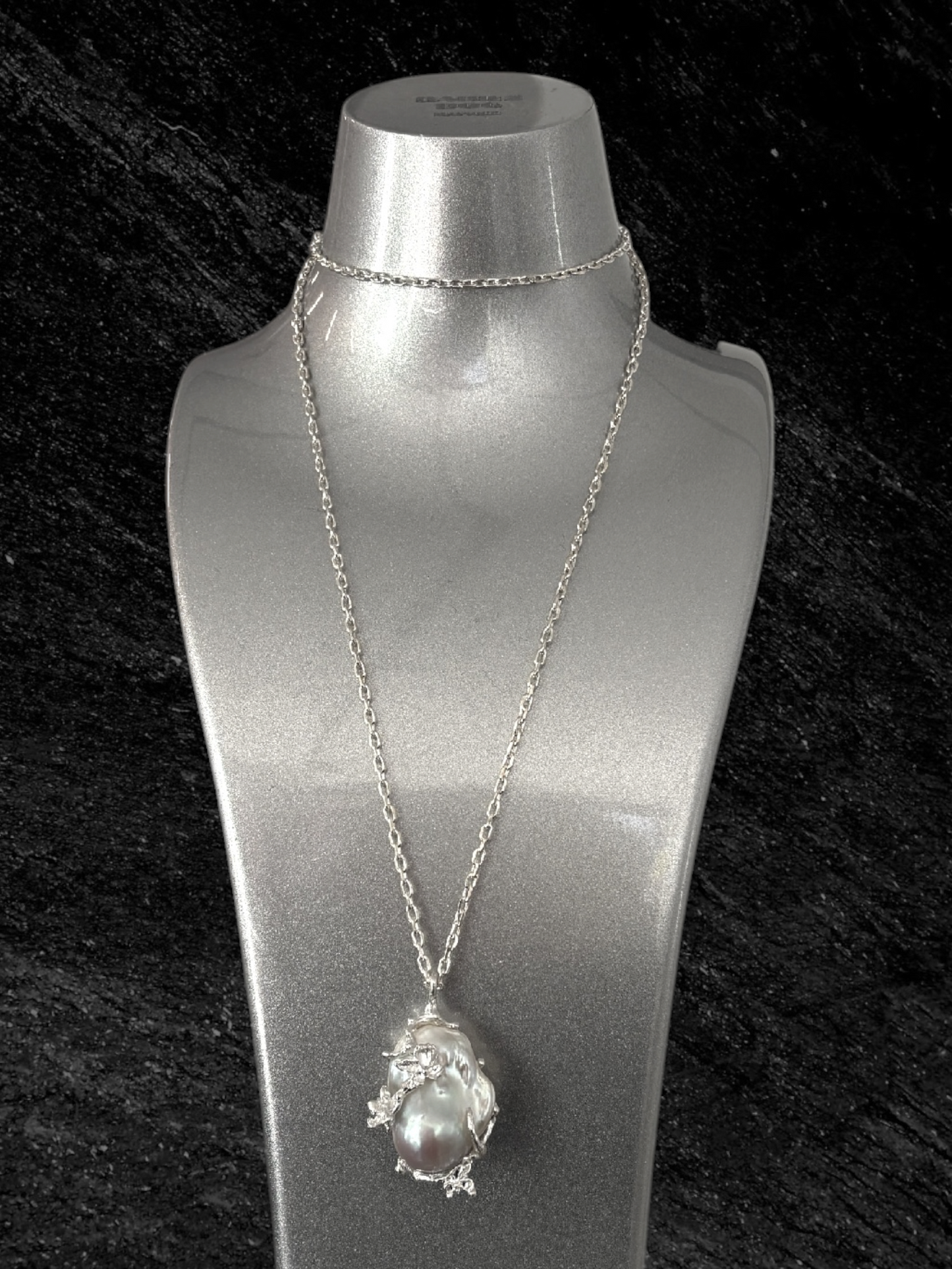 Baroque Pearl Pendant