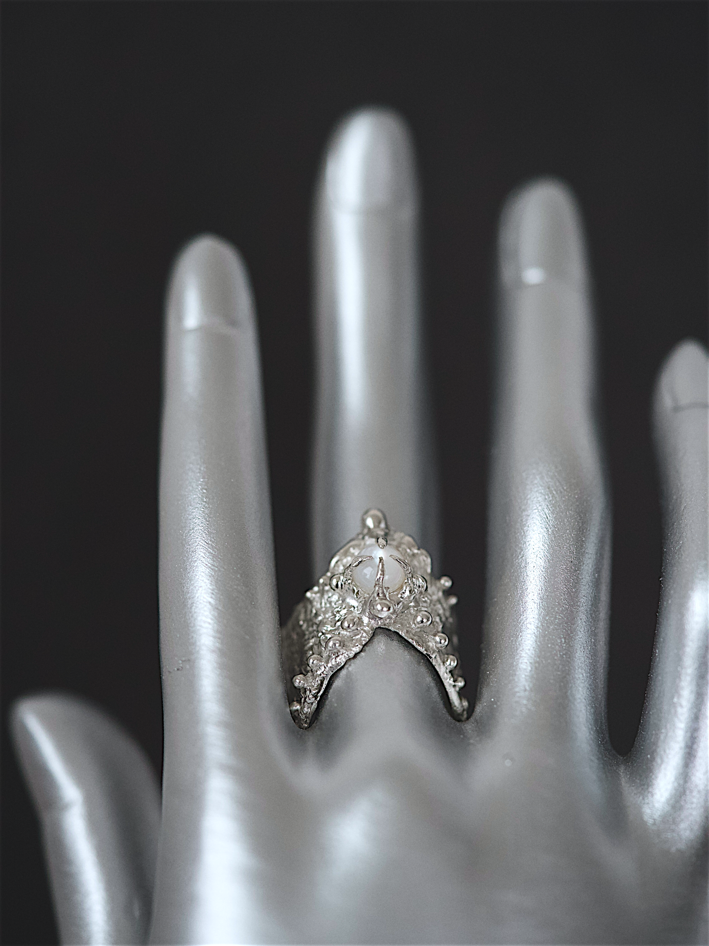 Veloura Stone Chevron Ring