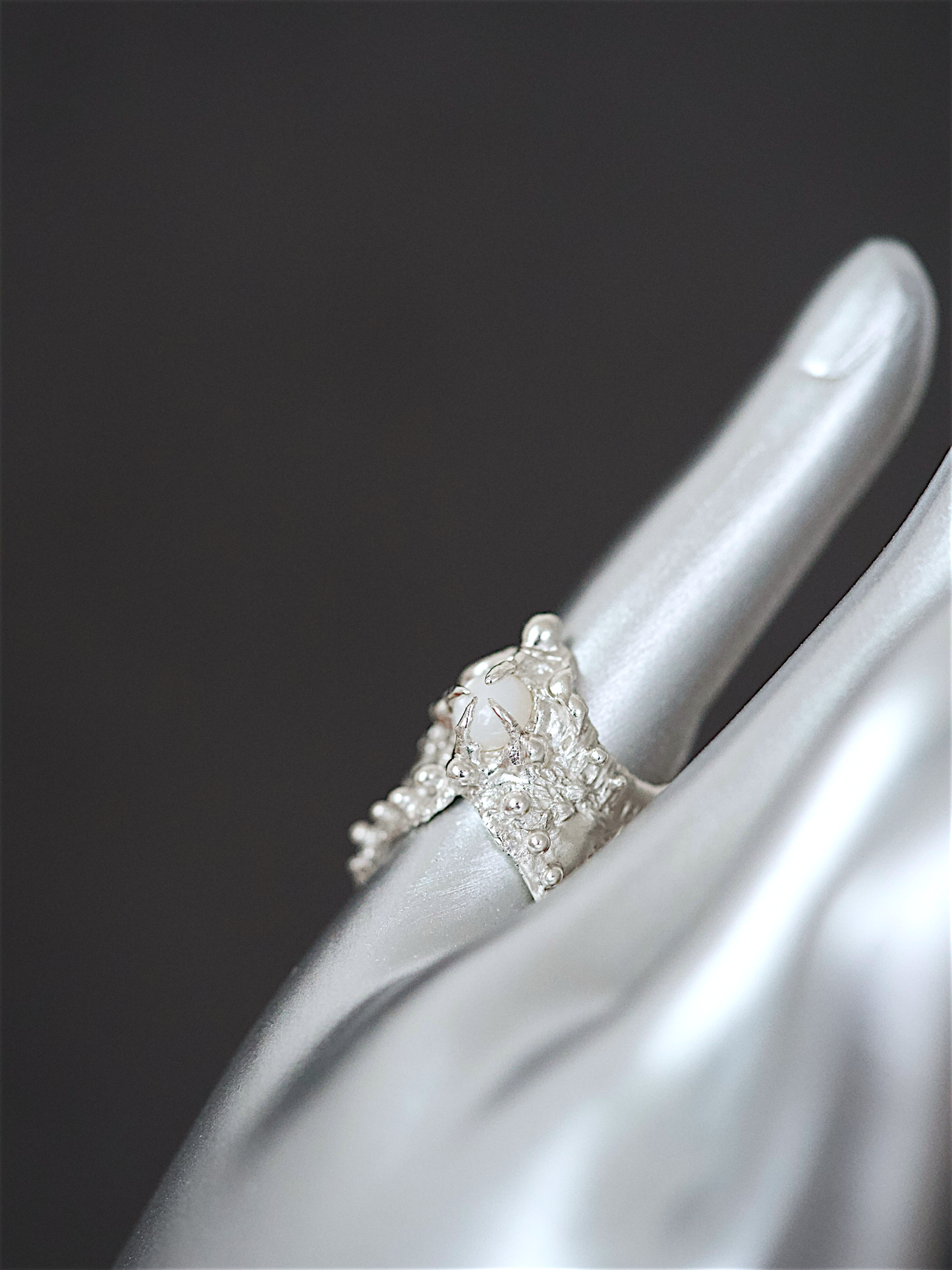 Veloura Stone Chevron Ring