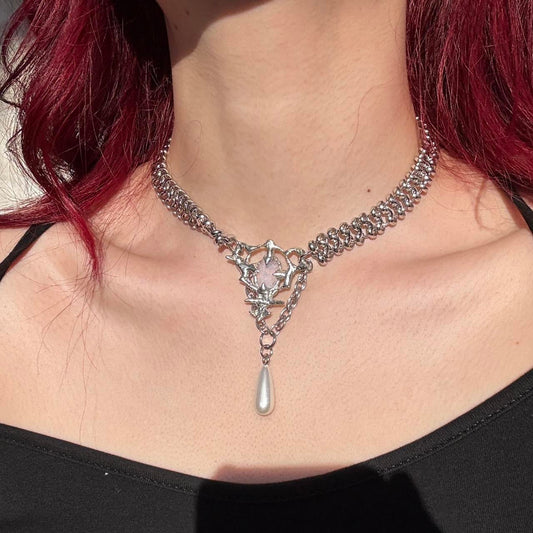 Thorn Relic Necklace