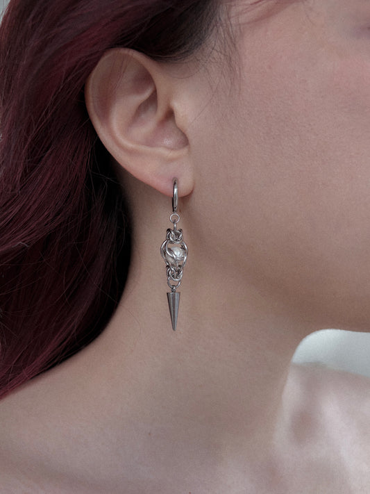 Pearl and Chainmail Spike Earrings