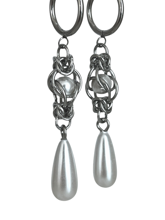 Pearl Chain Mail & Pearl Drop Earring