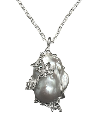 Baroque Pearl Pendant