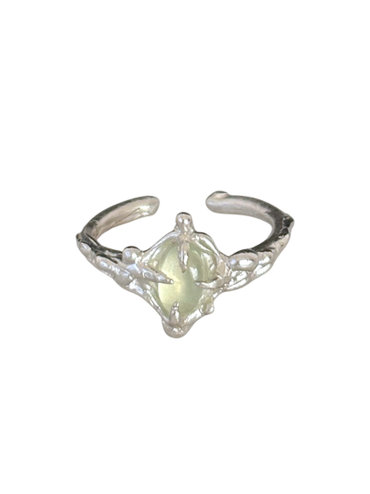 Calyx Ring