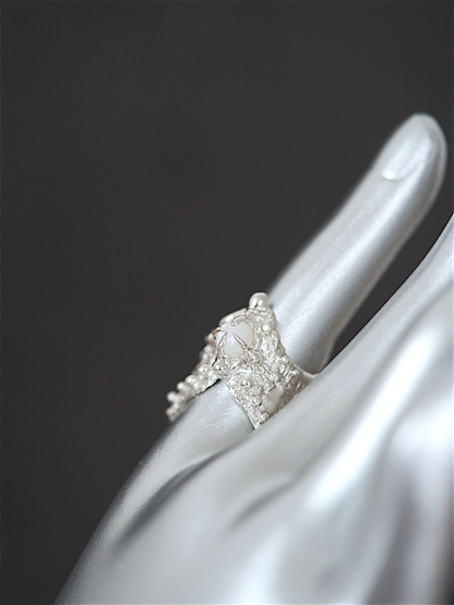 Veloura Stone Chevron Ring