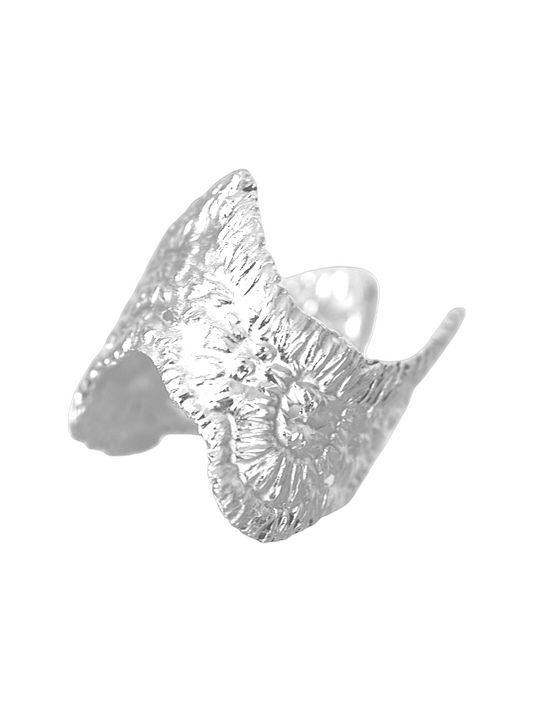 Veloura Chevron Ring