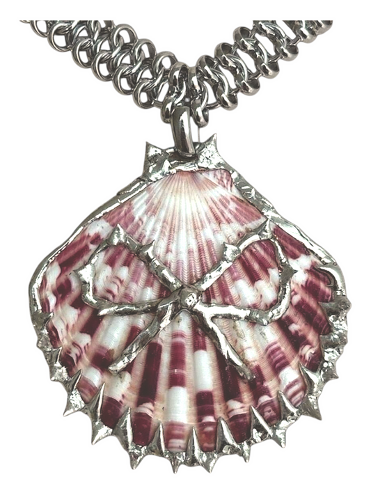 Bow Seashell Necklace