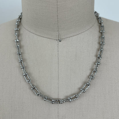 Horseshoe Link Necklace