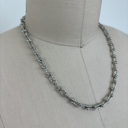 Horseshoe Link Necklace