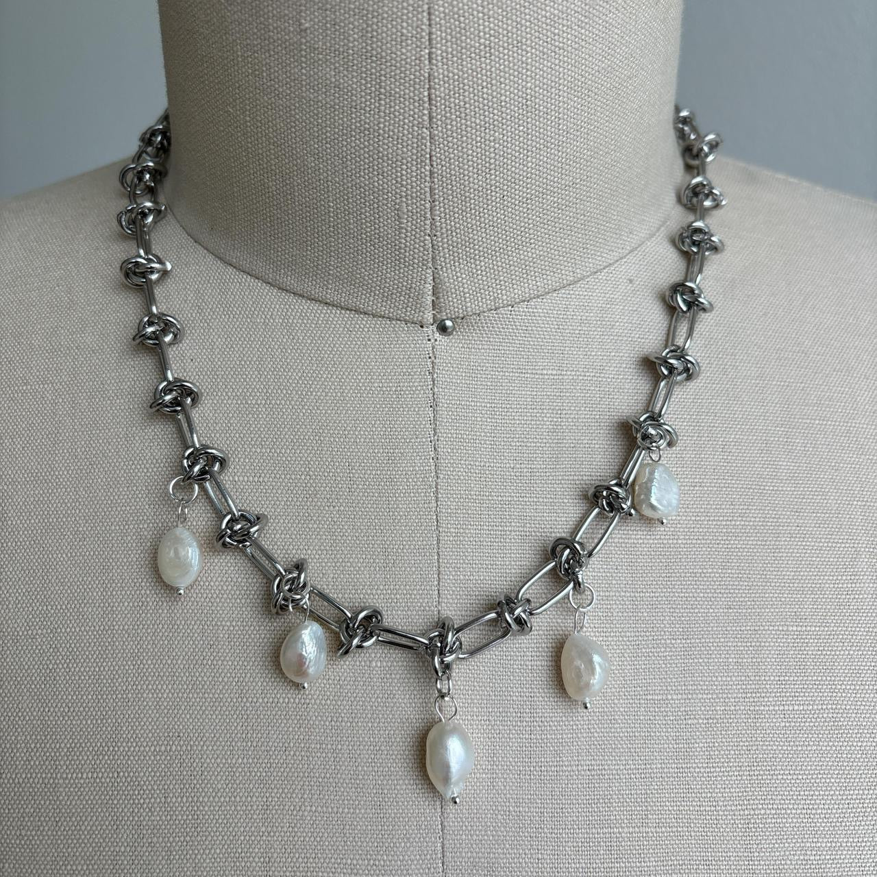 Freshwater Pearl Choker Necklace