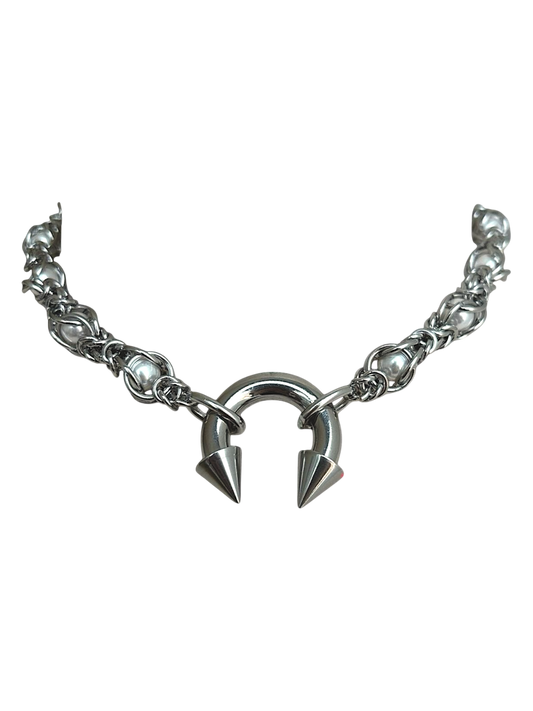 Spiked Septum Piercing with Pearl Choker Necklace