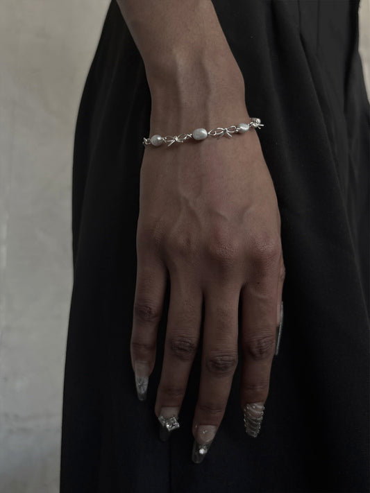 Pearl and Bow Bracelet