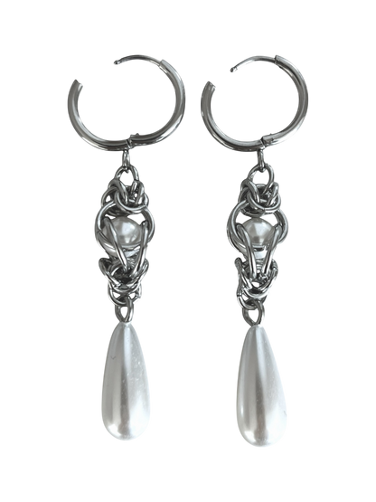 Pearl Chain Mail & Pearl Drop Earring